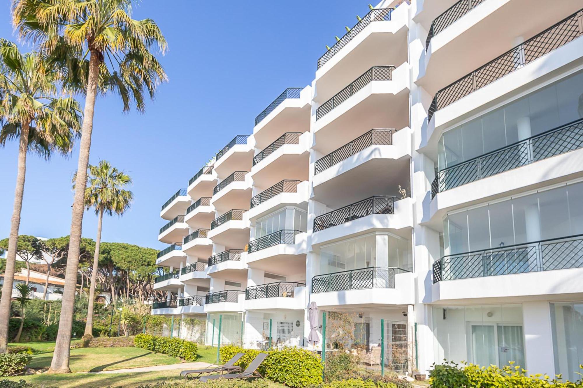 Mi Capricho Beach Front Sea View & Pool - Happy Rentals Sitio de Calahonda 外观 照片