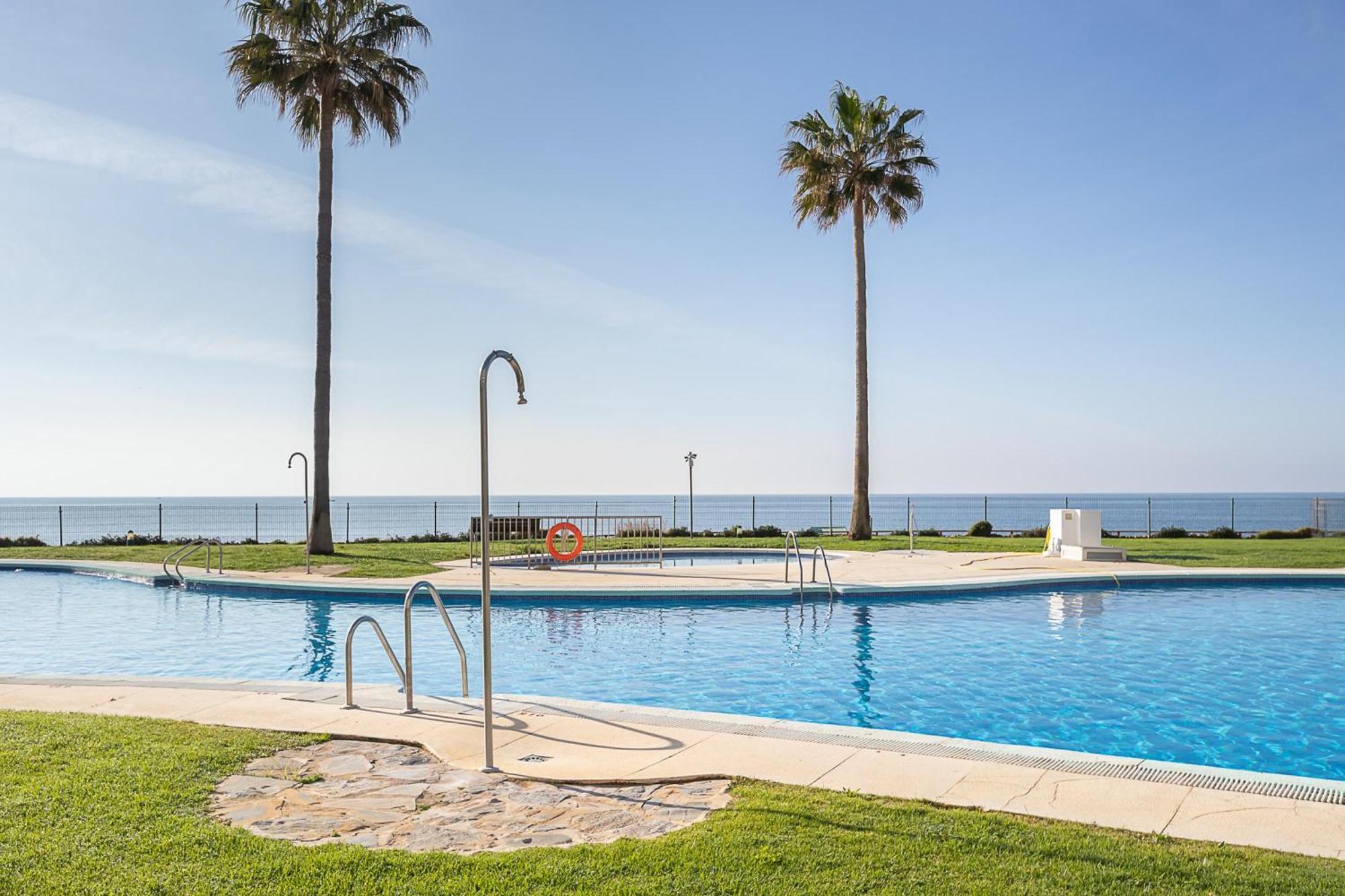 Mi Capricho Beach Front Sea View & Pool - Happy Rentals Sitio de Calahonda 外观 照片