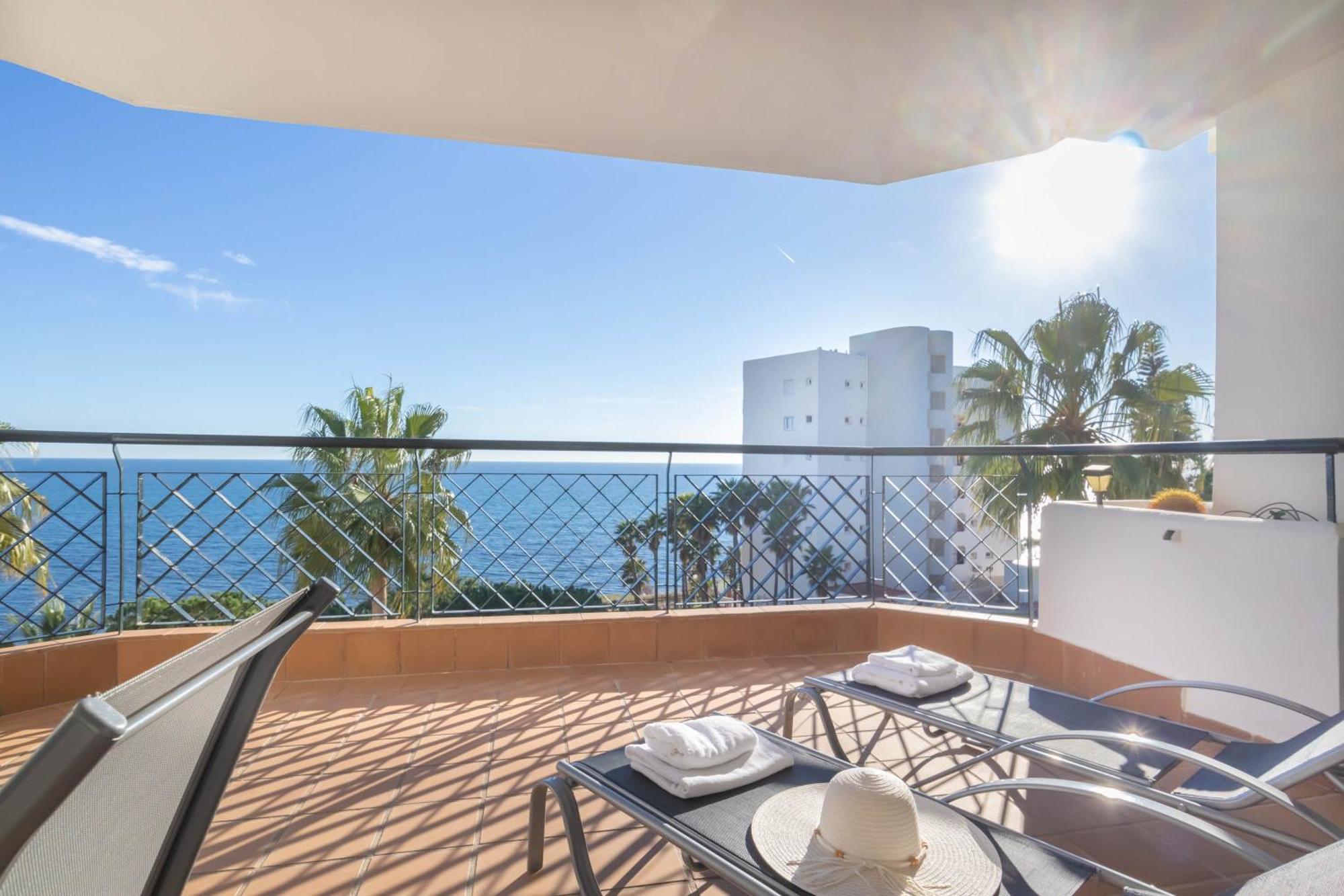 Mi Capricho Beach Front Sea View & Pool - Happy Rentals Sitio de Calahonda 外观 照片